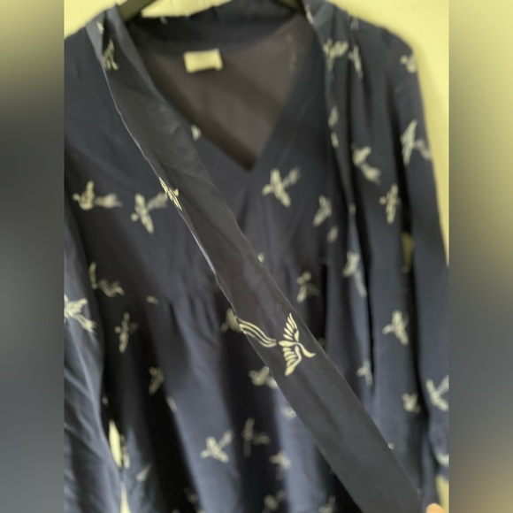 Wilfred By Aritzia 100 % Silk Dove Print Long sleeve Mini Navy Blue Dress - Picture 6 of 8